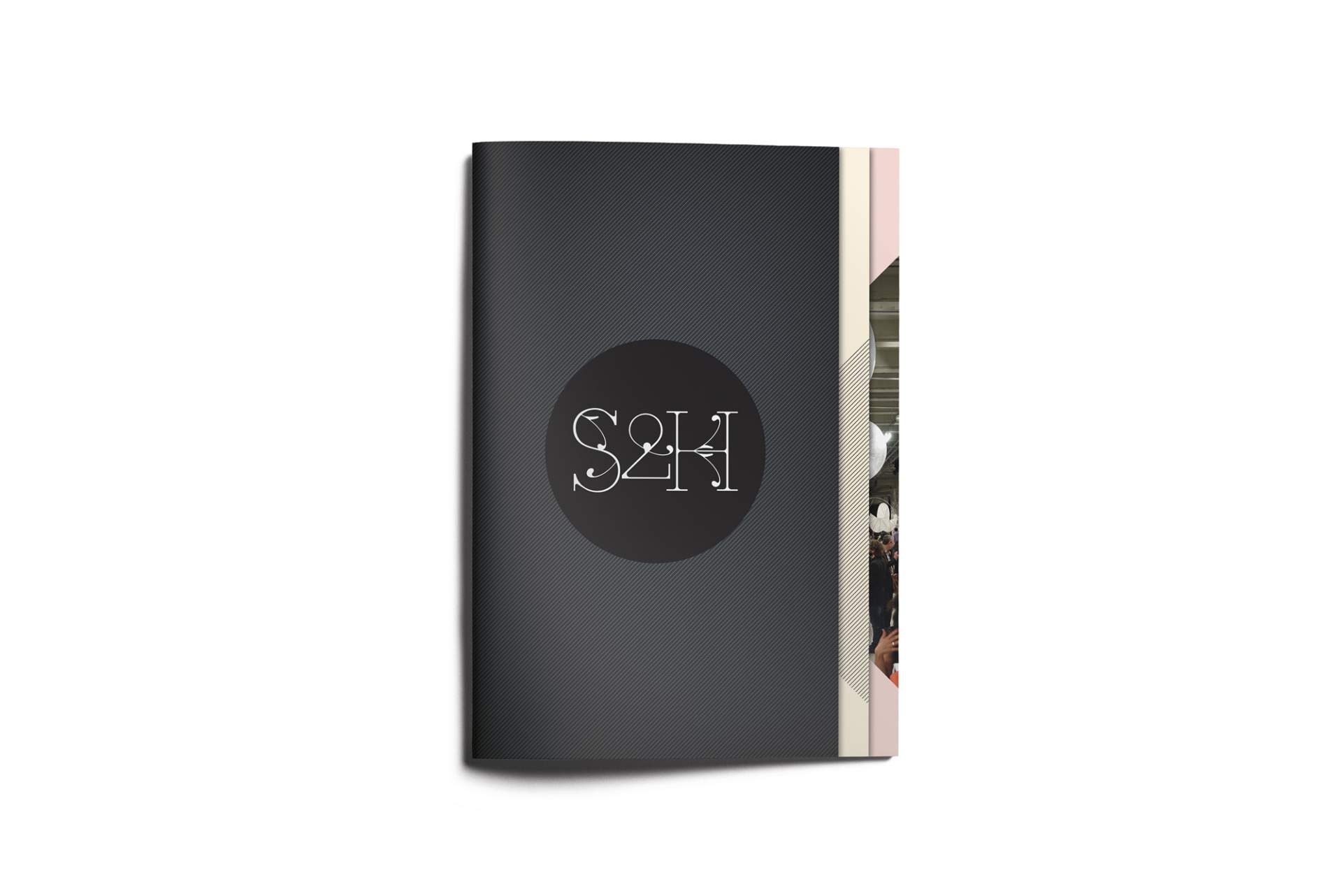 Création de la brochure de S2H Communication